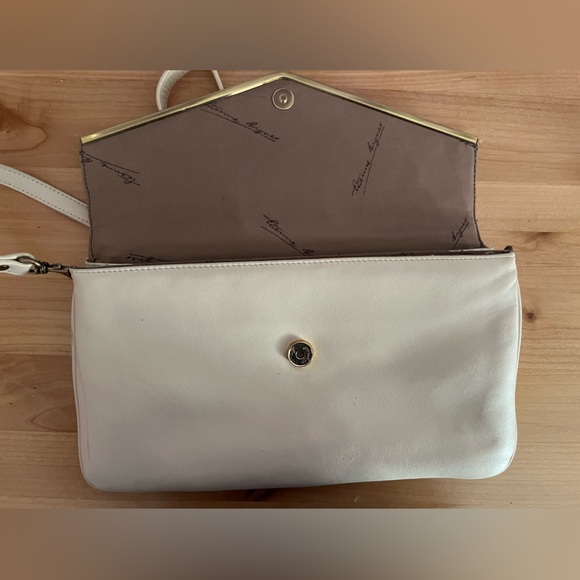 Etienne Aigner Vintage Cream Bag - Picture 4 of 6